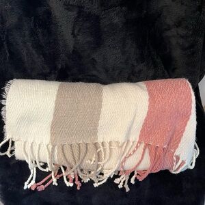 Beautiful scarf 10/10